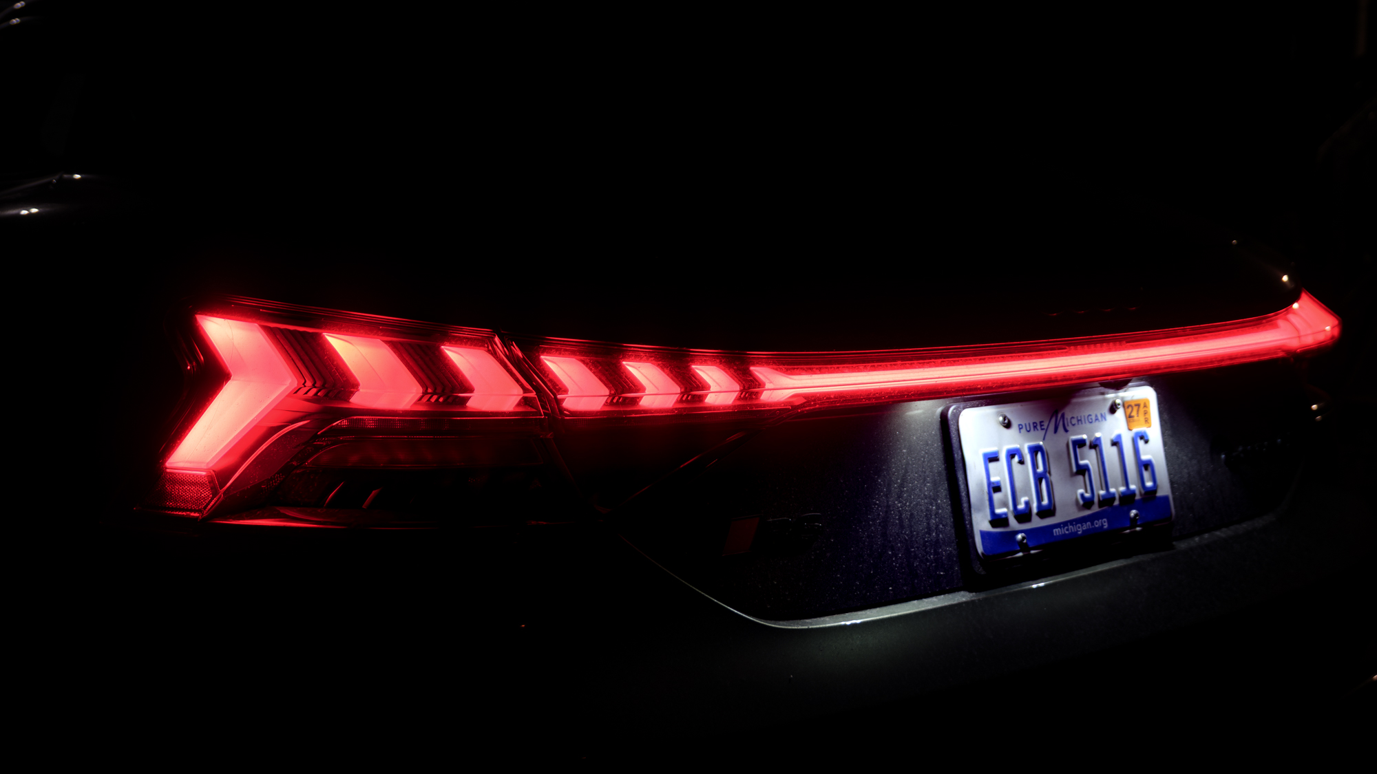 2026 Audi RS e-tron RT review.