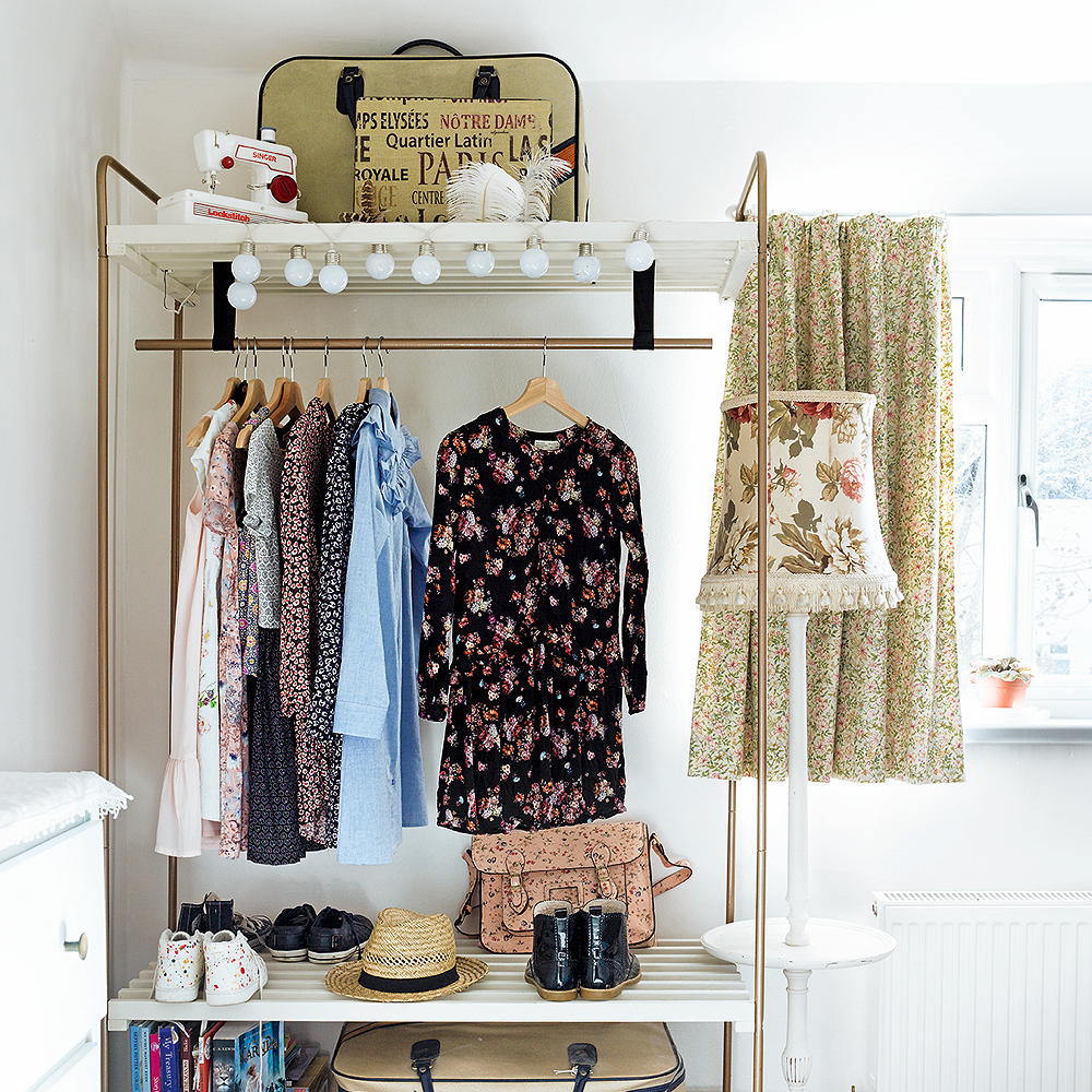 Kirstie Allsopp's wardrobe tip will have you rethinking how you hang ...