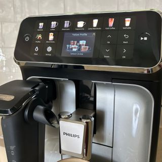 Testing Philips bean to cup coffee machine