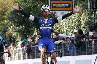 Fernando Gaviria wins Stage 3 of the 2016 Tirreno-Adriatico from Caleb Ewen.