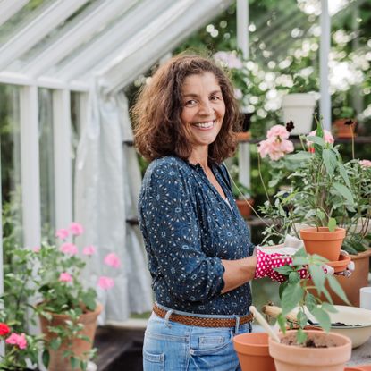 greenhouse gardening