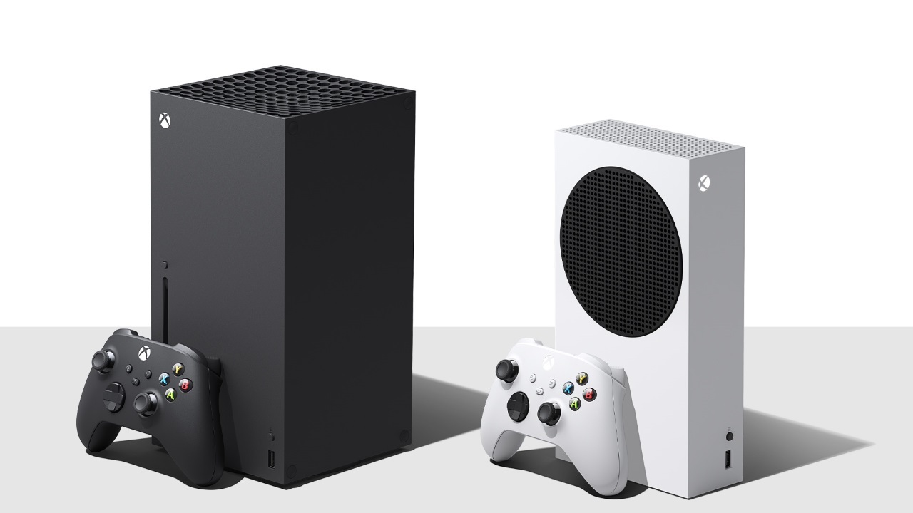 Las Xbox Series X y Xbox Series S una al lado de la otra