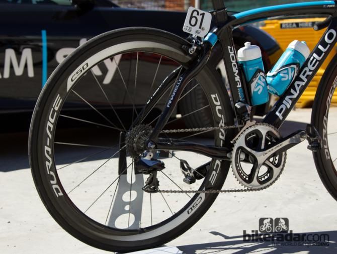 Porte is no stranger to timetrial's and his 50mm depth Shimano C50 wheel choice is based on aerodynamics