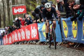 Marlen Reusser rides away from peloton at Gent-Wevelgem