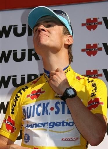 If the jersey fits - Nick Nuyens (Quick Step) is getting used to wearing the golden fleece of Suisse.