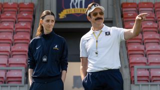 Jason Sudeikis as Ted Lasso and Tanya Reynolds in Ted Lasso season 4