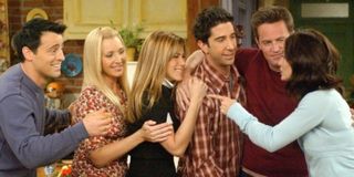 Matt LeBlanc, Lisa Kudrow, Jennifer Aniston, David Schwimmer, Matthew Perry, and Courteney Cox in Fr