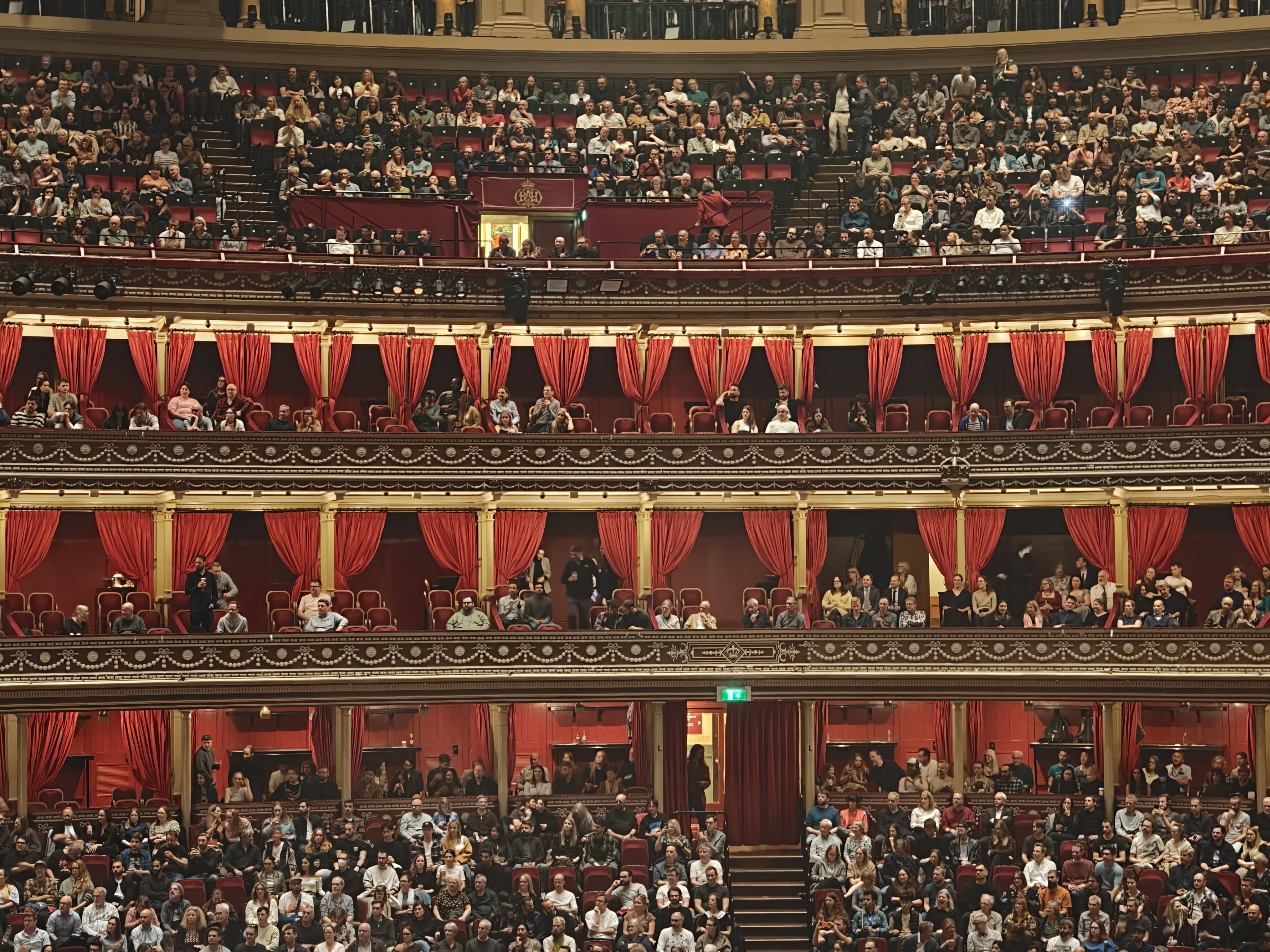 Oppo Find X9 Pro camera sample at Sigur Ros gig, Royal Albert Hall, London, September 2025