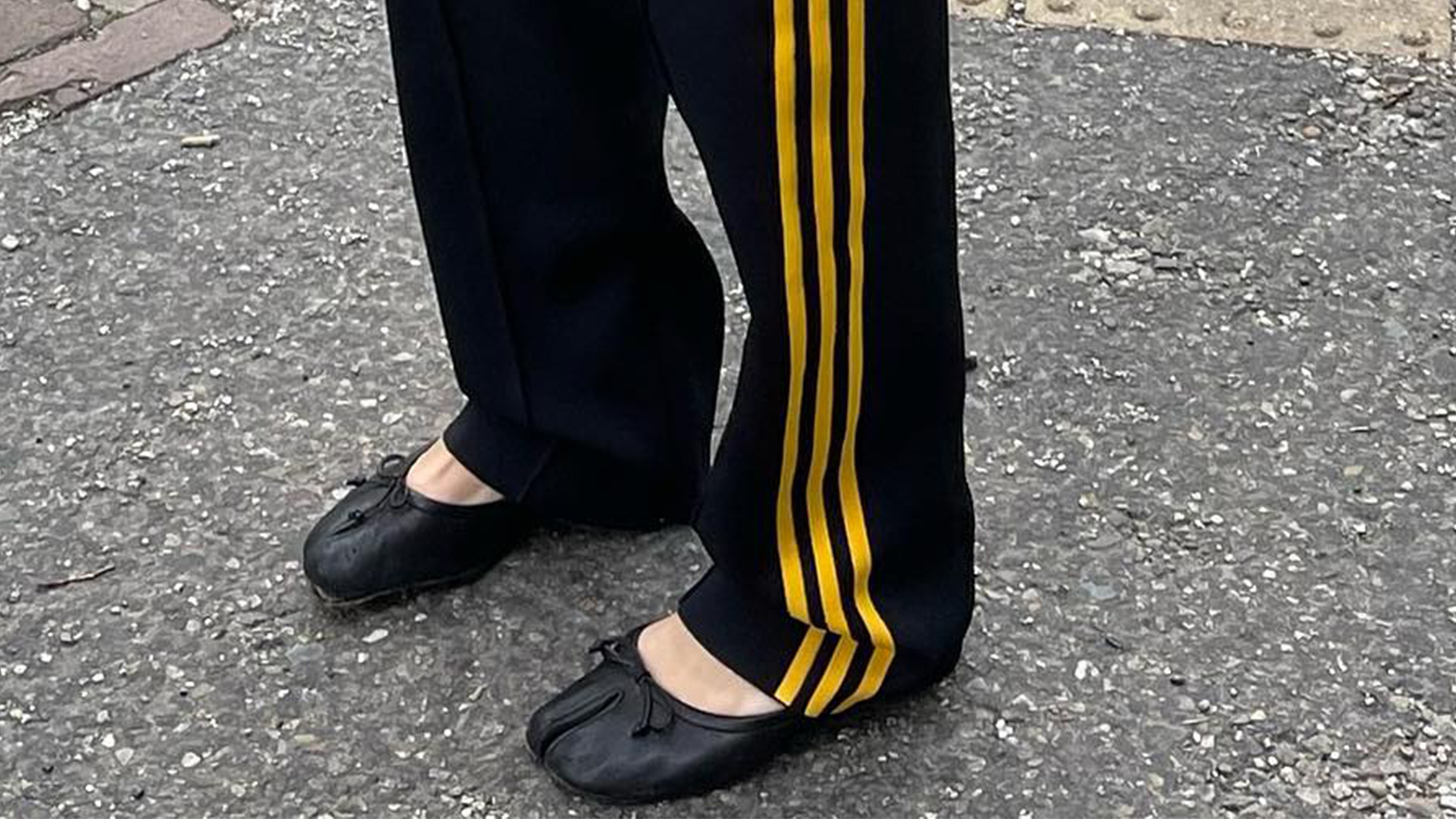 Stephanie Broek wearing Tabis.