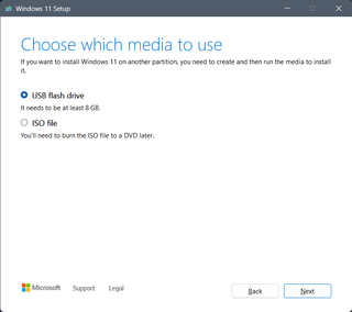 Option to choose between USB flash drive and ISO file when downloading the Windows 11 ISO file