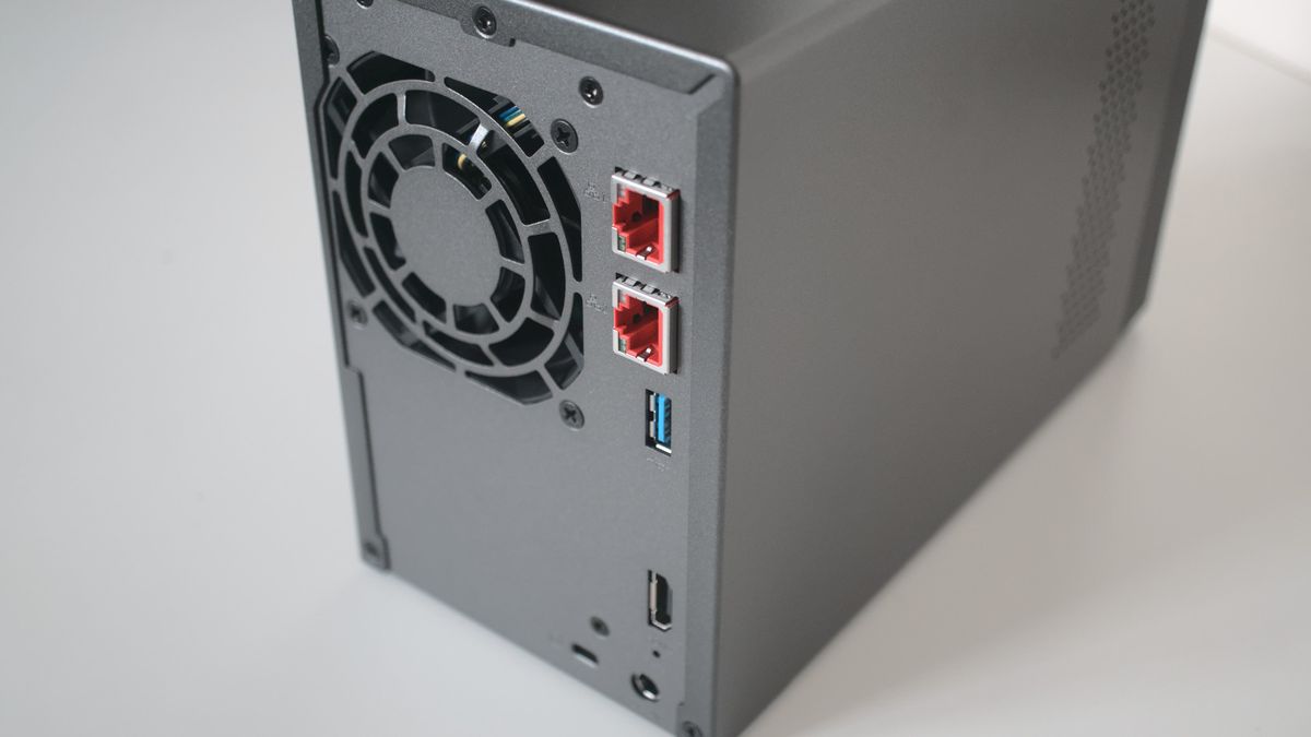 ASUSTOR Lockerstor 2 Gen2 AS6702T
