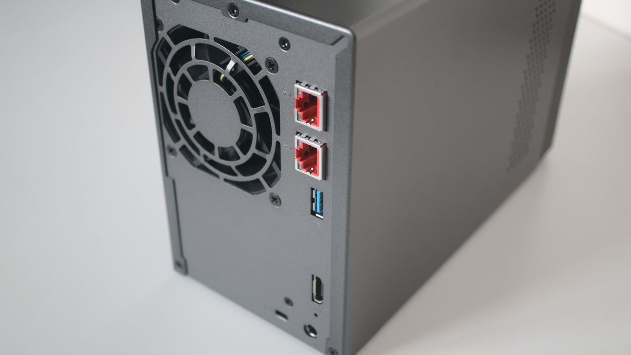 ASUSTOR Lockerstor 2 Gen2 AS6702T