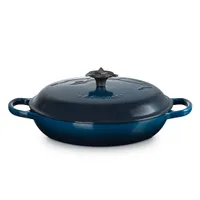 Le Creuset x Star Trek Klingon Braiser with Klingon Trefoil Knob Le Creuset x Star Trek Klingon Braiser with Klingon Trefoil Knob