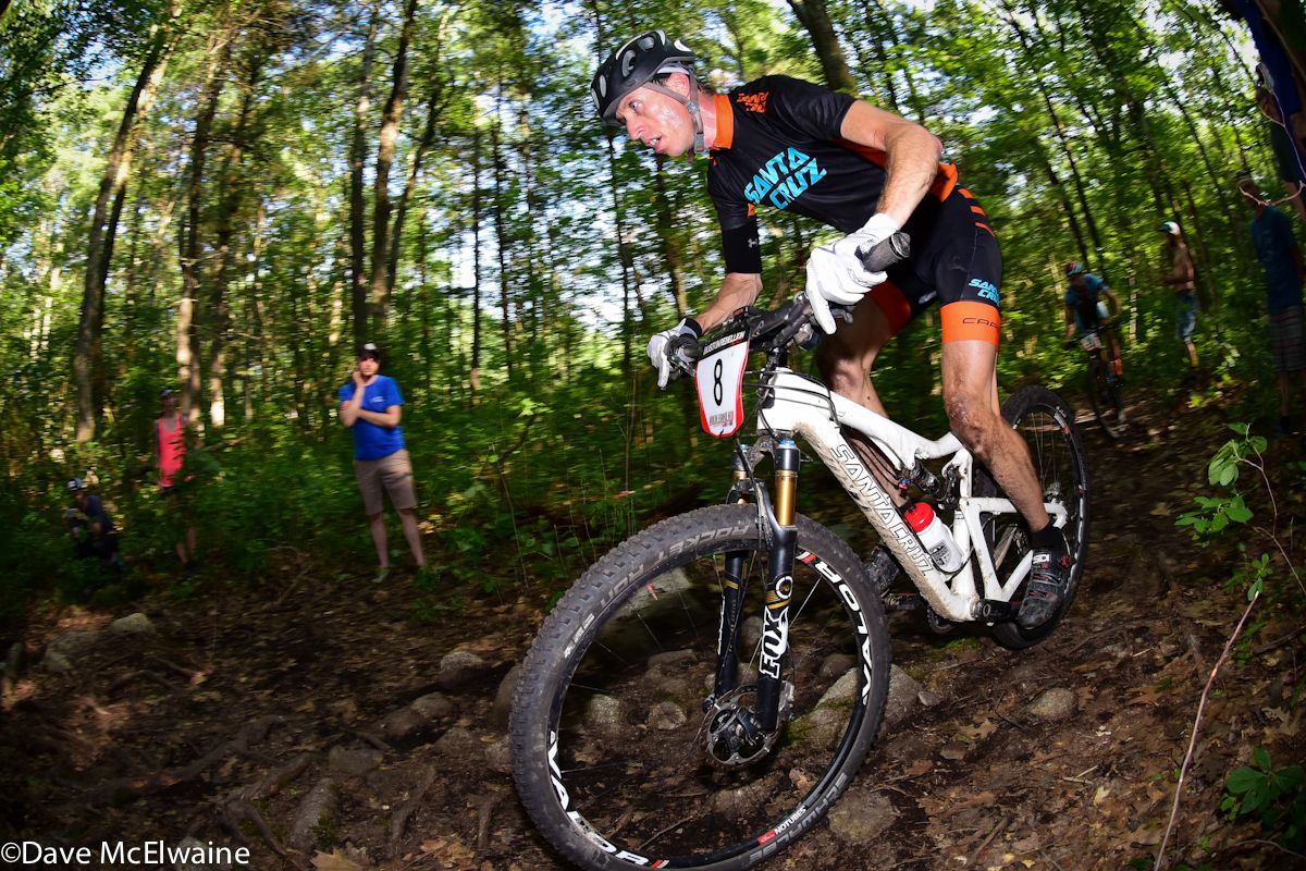 Ben Ortt (HWB Santa Cruz) descending through the rocks