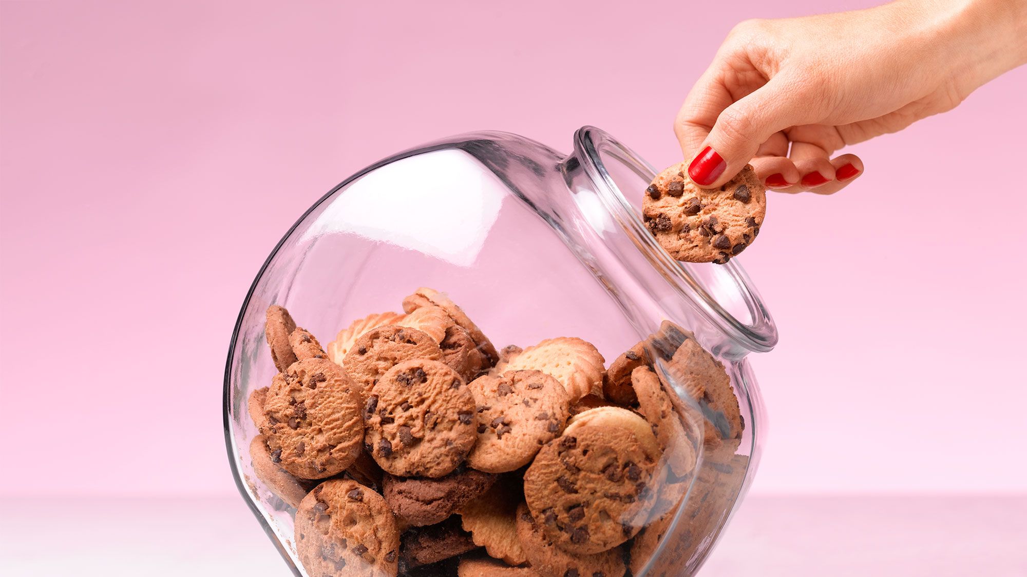 Expert tips for curbing food cravings to keep your healthy eating on ...