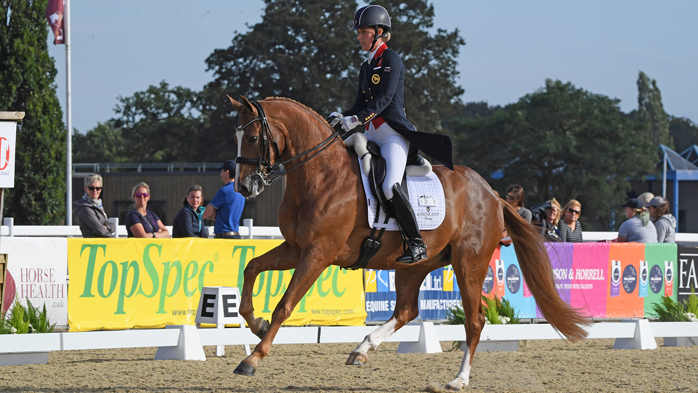 Charlotte Dujardin riding Gio