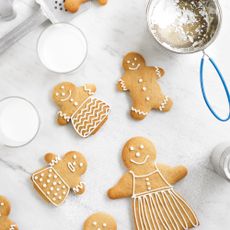 Photo of a gingerbread family recipe