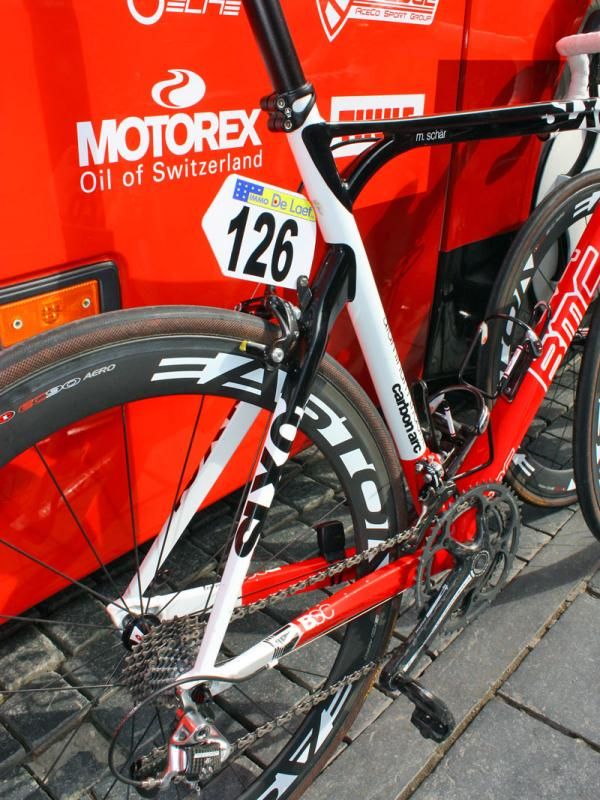 Likewise, the rear end of Michael Sch&auml;r's (BMC) custom machine is all alloy unlike the stock SLX01, which uses carbon seat stays.