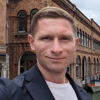 Alex Litcan, Category Manager at De'Longhi