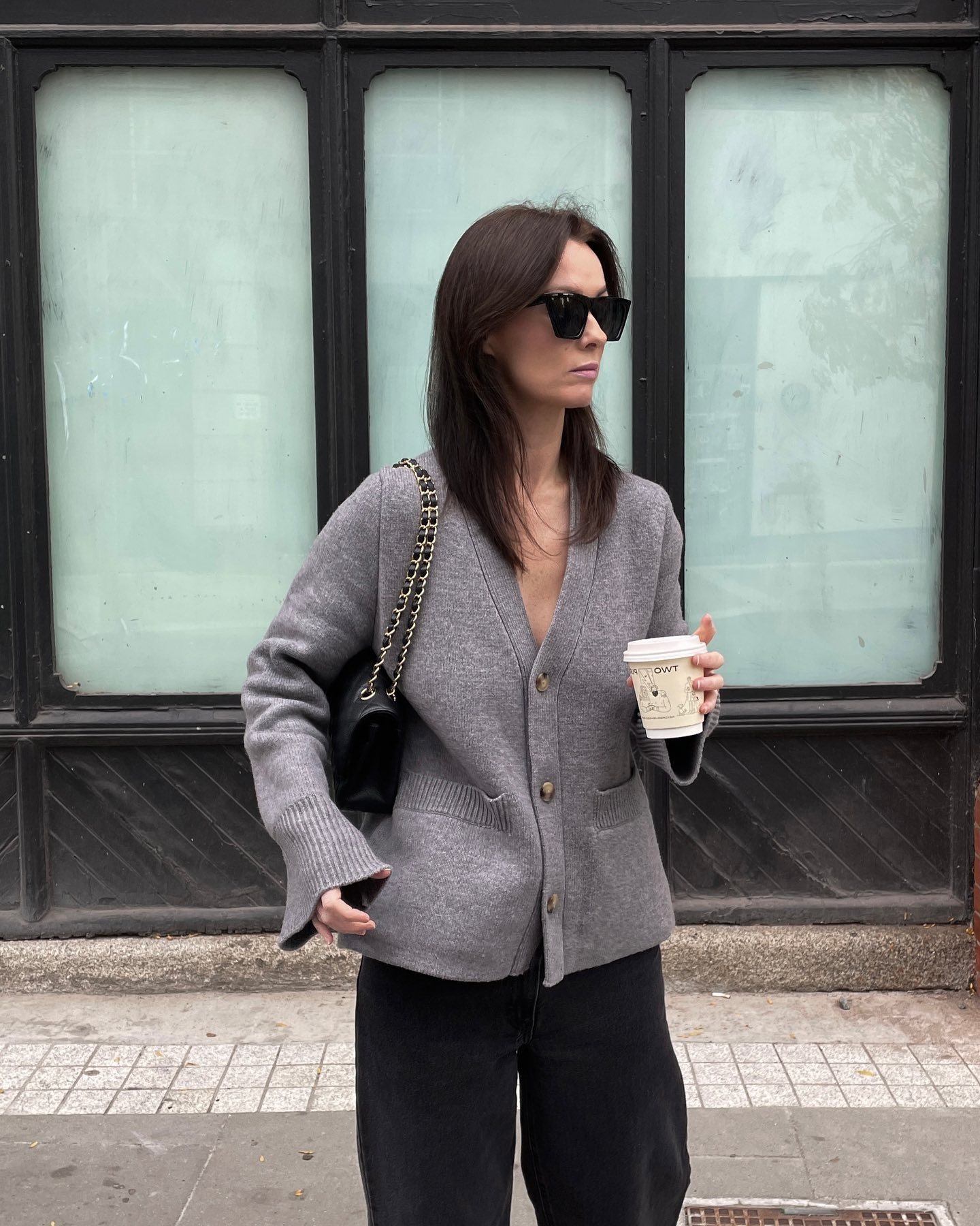 Fashion person Jessica Faye wears a best HM spring cardigan 2026