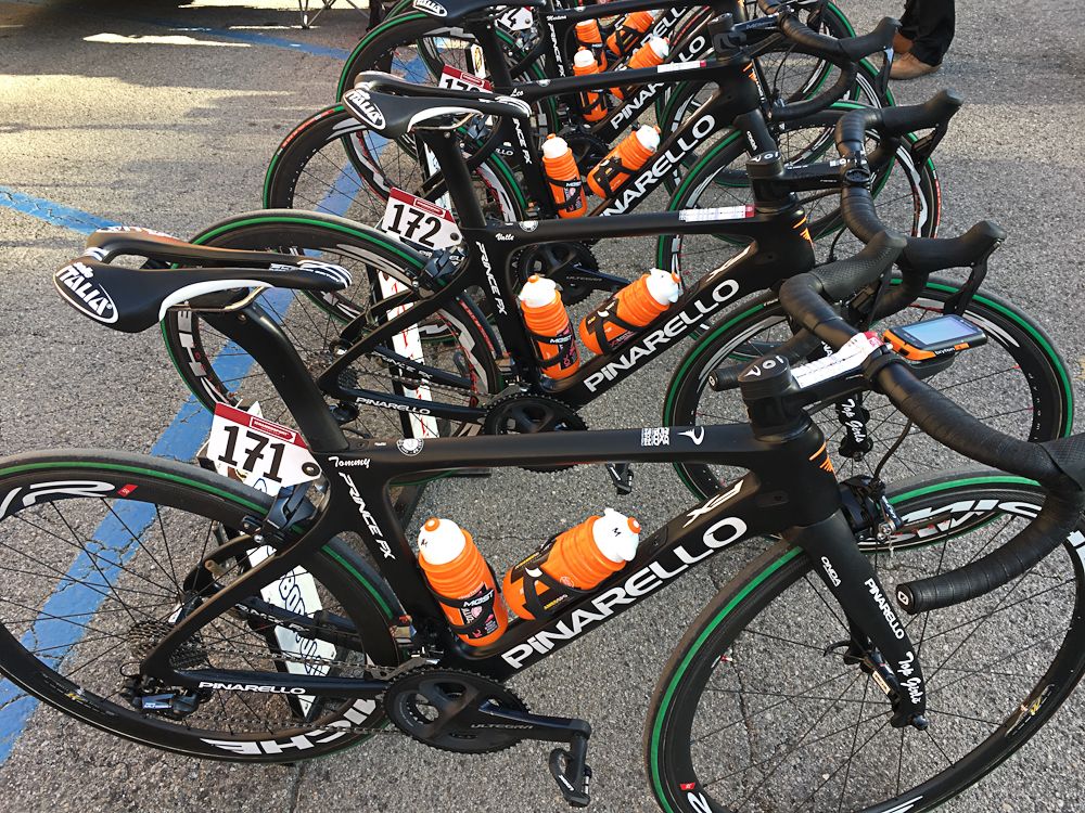 The Italian Top Girls Fassa Bortolo team use these Pinarello FX Prince bikes fitted with Shimano Ultegra