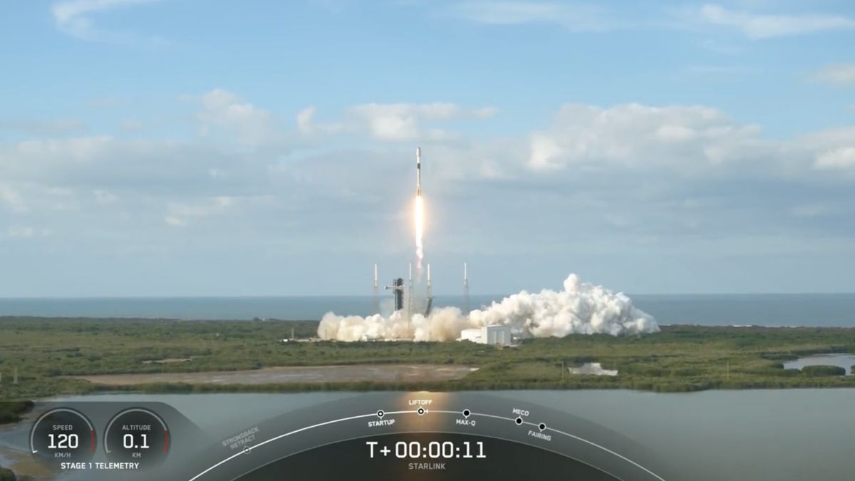 SpaceX lanza 23 satélites Starlink desde Florida (fotos)