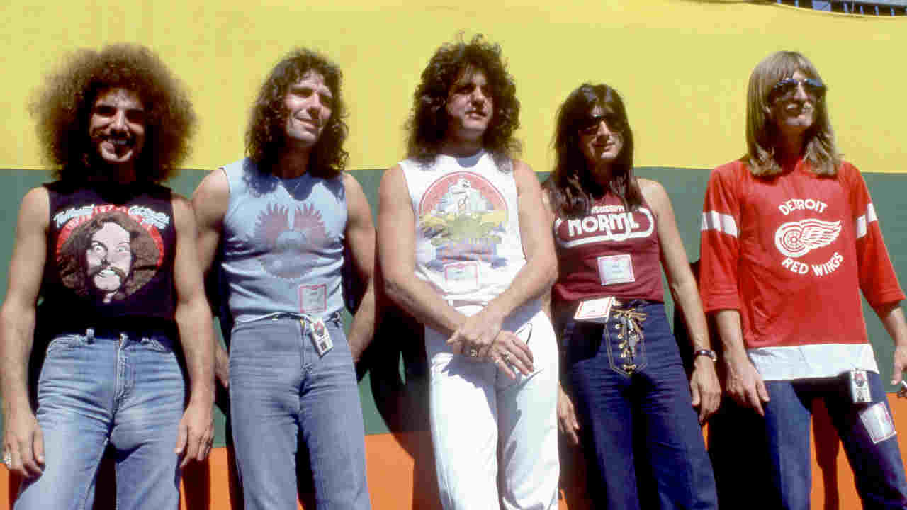 Journey posing for a photograph in 1978