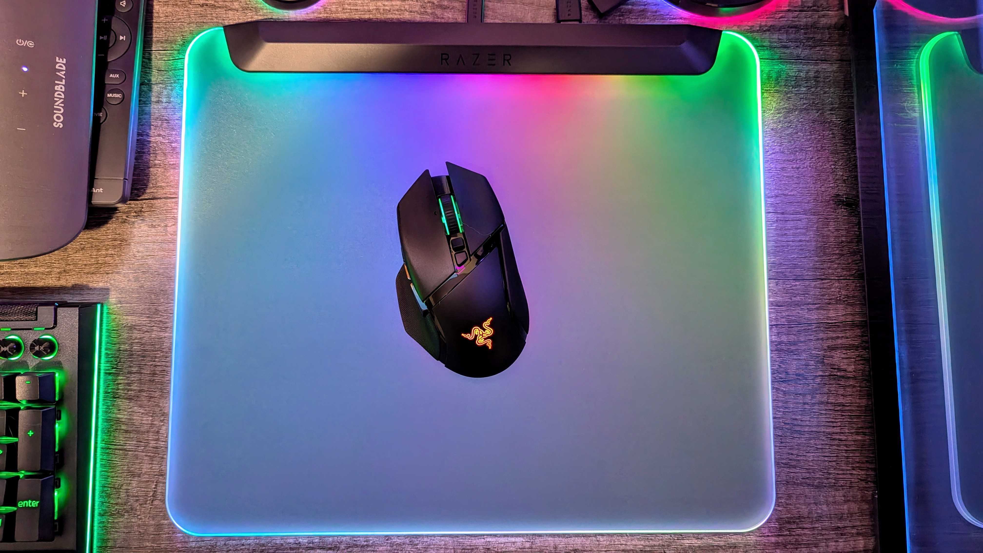 Image of the Razer Firefly V2 Pro mousepad.