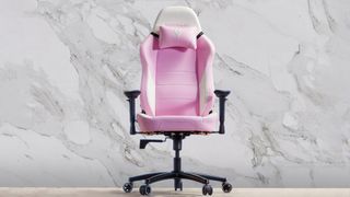 Vertagear PL1000 in front of marble wall