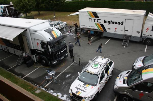 HTC-Highroad invade the Premiere Class Hotel in Dinan
