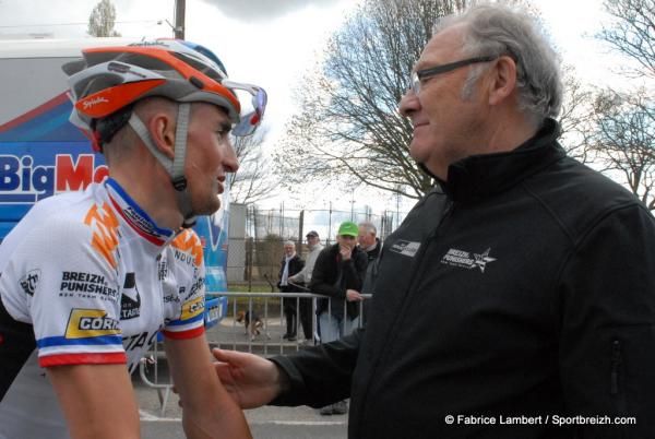 Dimitri Champion and out-going Bretagne Schuller manager Jo&euml;l Bl&eacute;vin