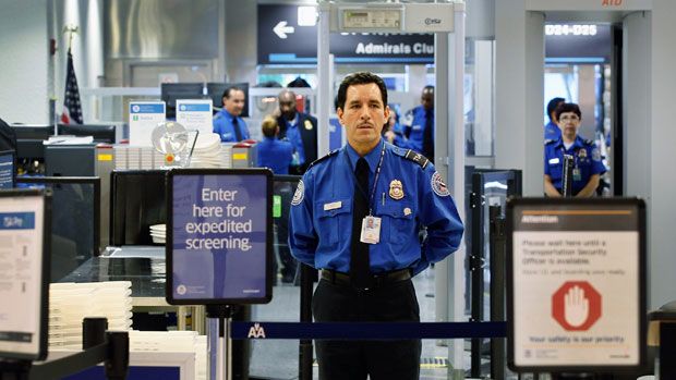 A TSA agent