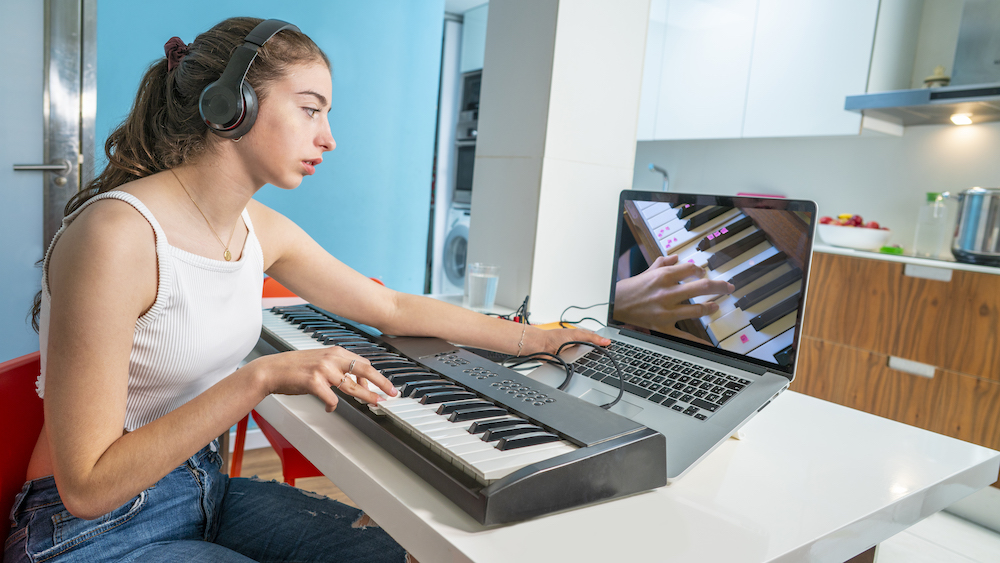 Online piano, play virtual midi piano keyboard player for free