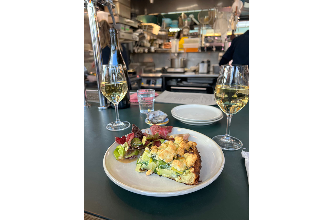 Frittata with two glasses of white wine