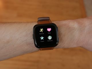 Fitbit versa lite discount display