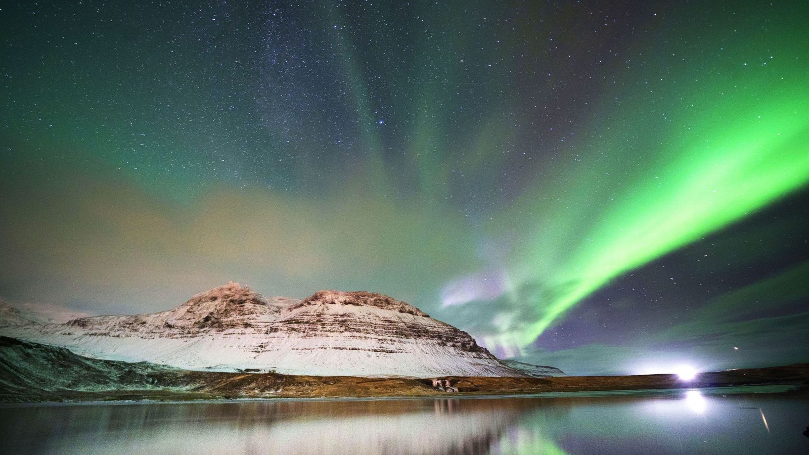 How to See the Northern Lights From New York This Weekend Marie Claire