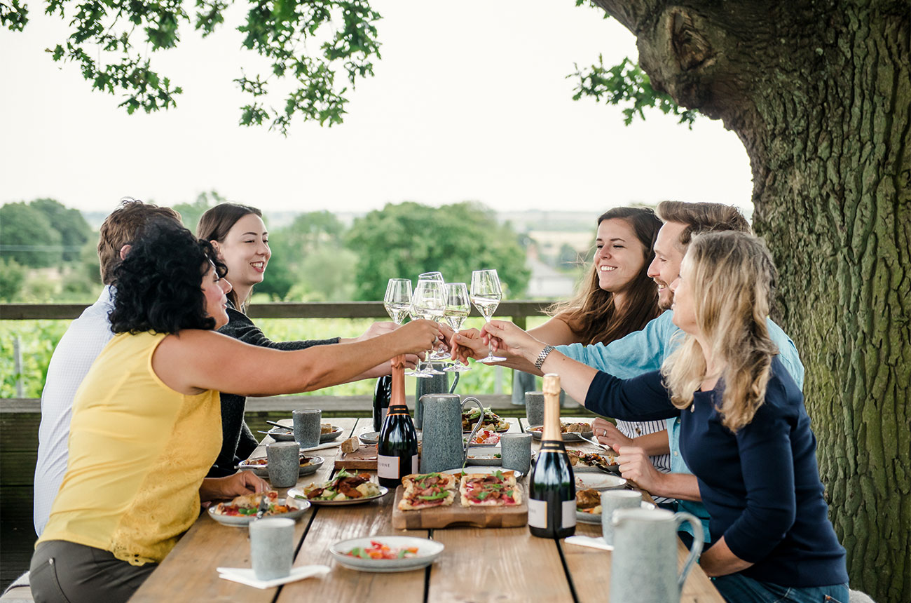 Gusbourne socialising