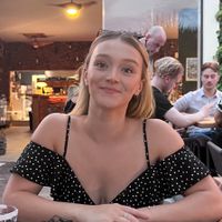 Elise Poore's avatar