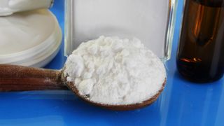 Boric acid in scoop
