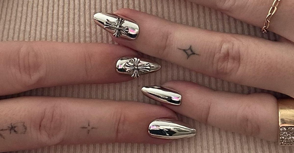 The 10 Best UV Nail Lamps Of 2025