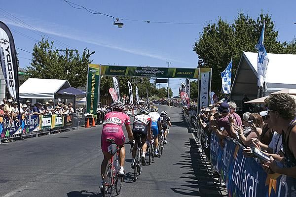 Four riders in the home straight with a lap top go would settle down to fight the race out.