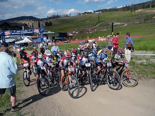 The junior men 10 and under roll off.