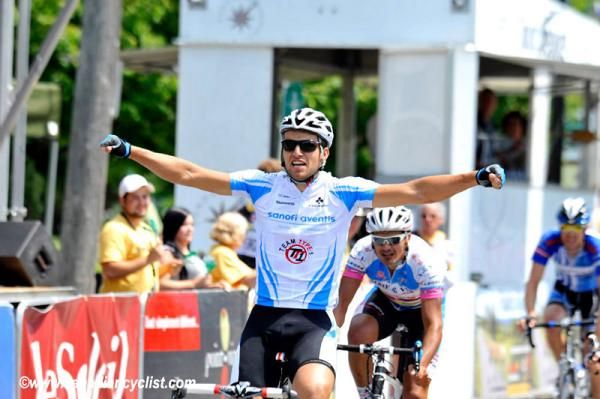 Martijn Verschoor (Team Type 1-Sanofi Aventis) wins stage two.