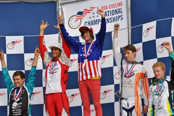 The Cat. 1 Junior Men's 17-18 podium saw Redstone Cycles' Sam Powers take his second stars and stripes jersey for the weekend.