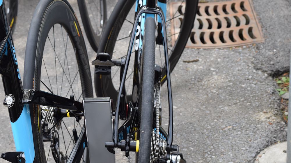 A look at the rear end of the Factor Slick