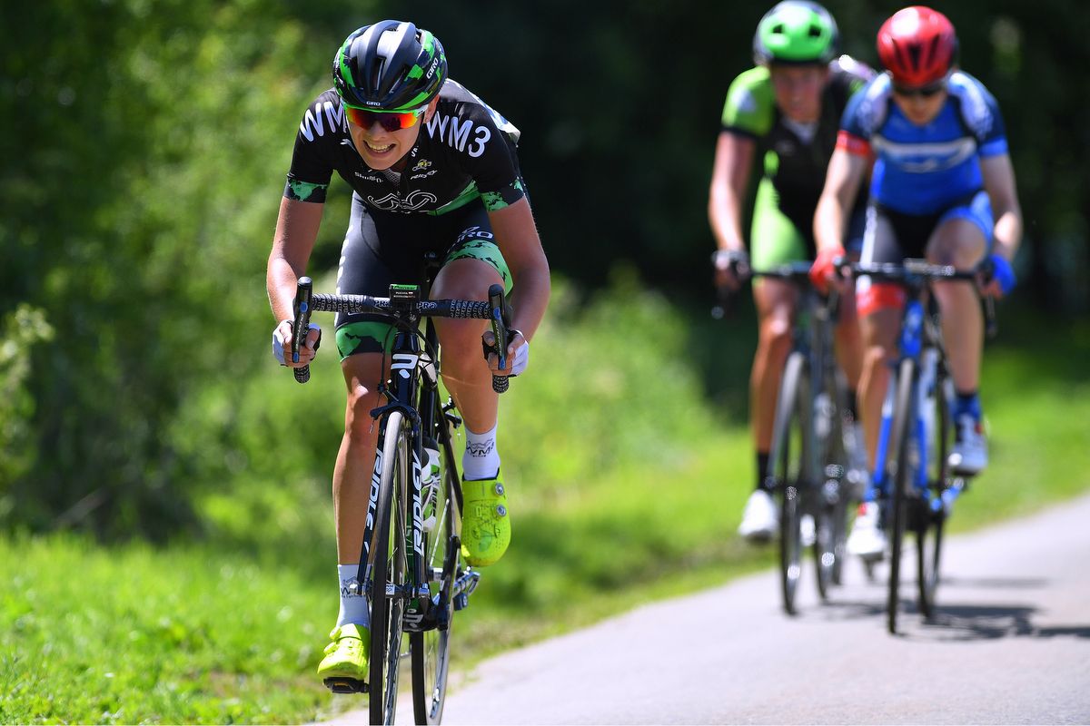 Anna Plichta (WM3 Pro Cycling) on the move