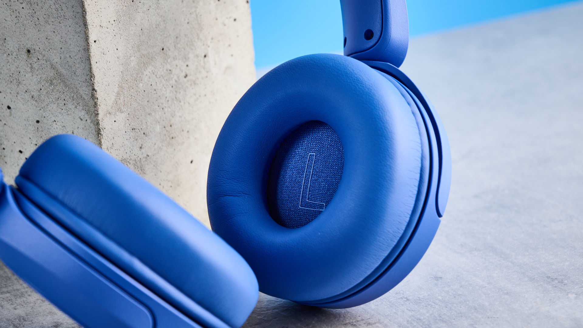 Sony WH-CH530 in Cobalt blue