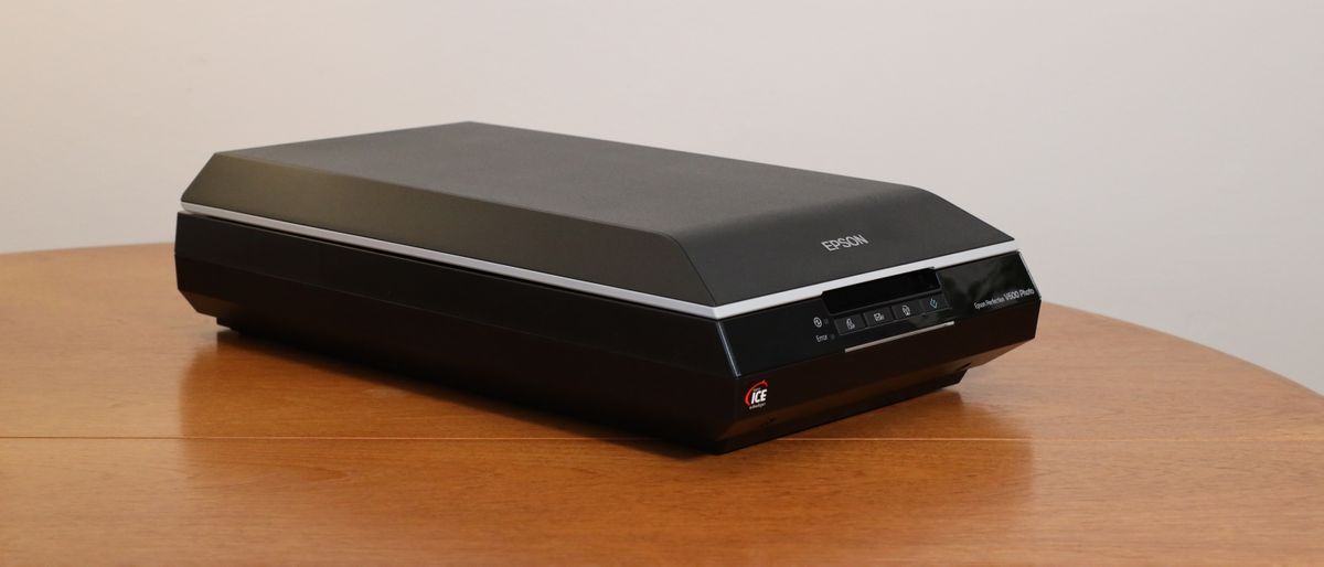 Epson Perfection V600 Photo flatbed scanner