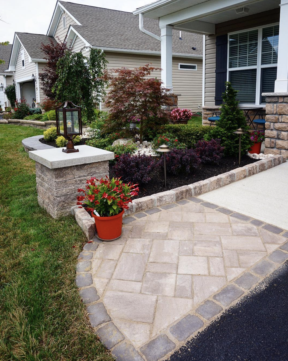 low-maintenance front yard landscaping ideas