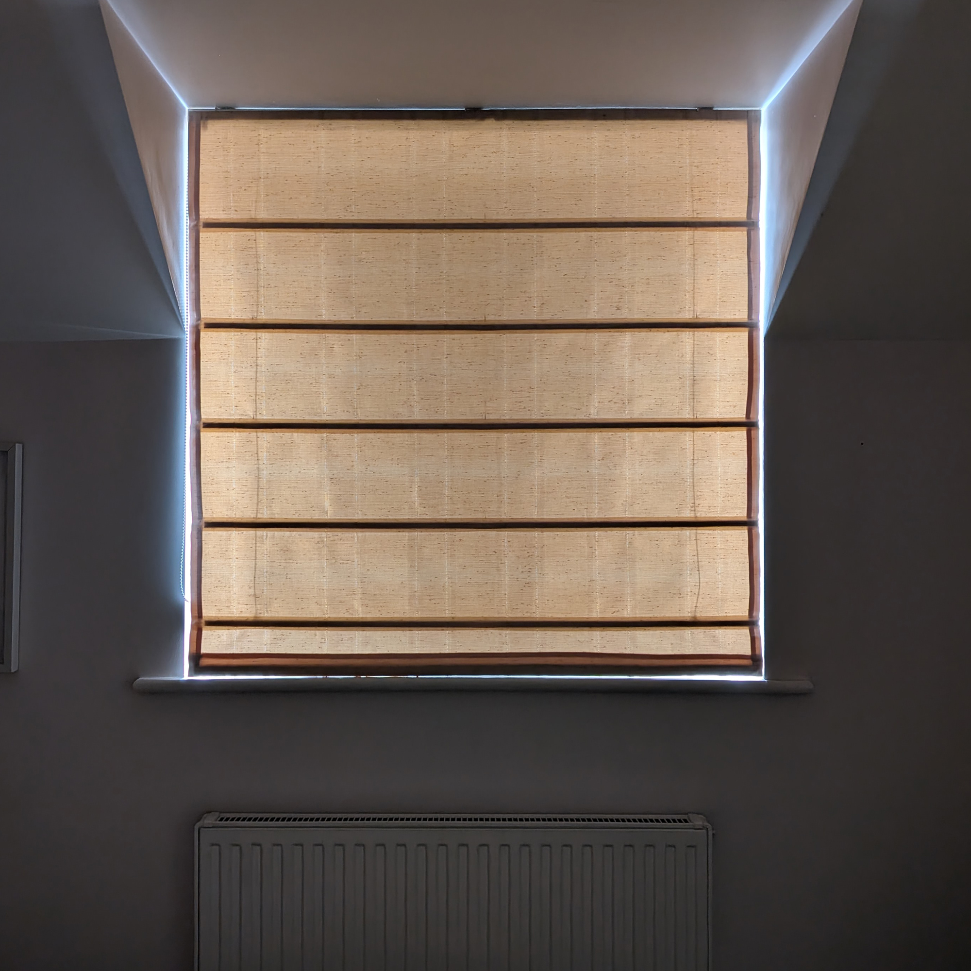 Tommee Tippee blackout blind being tested